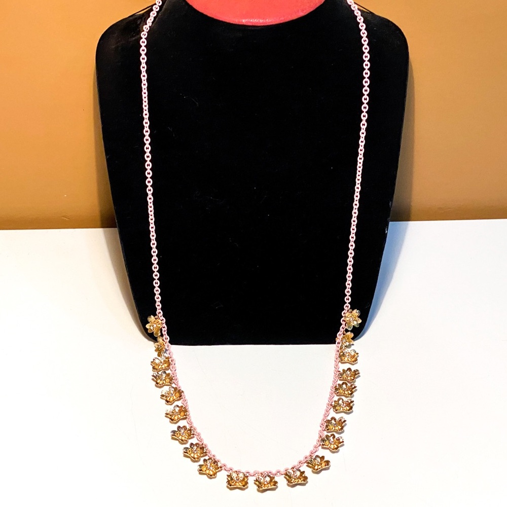 New Carolee Necklace with a Long Pink Chain and Gold Flower Charm Accents - Picture 5 of 11